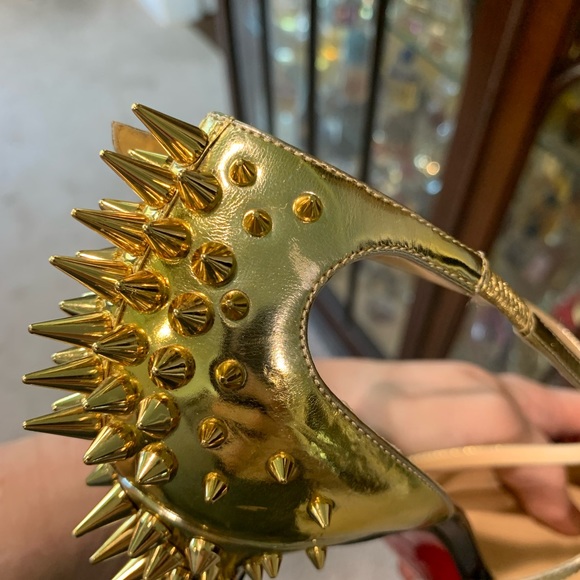 Louboutin Goldocross 100 Metallic Gold Carmin Spike Pumps 37 - Picture 8 of 8